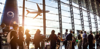 airport crowd