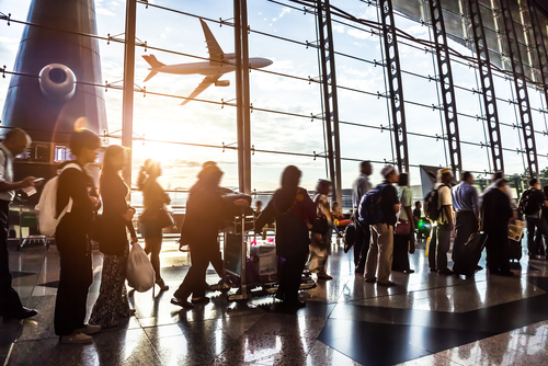 airport crowd